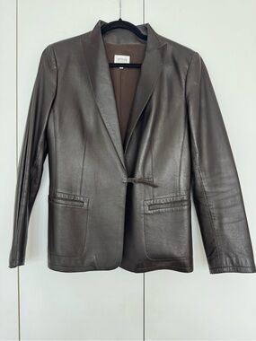 Armani Collezioni Dark Brown Leather Blazer will perfectly fit small to mediumum
